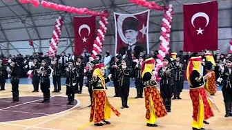 Abdurrahman Vardar İlkokulu 3/D 23 Nisan Gösterisi