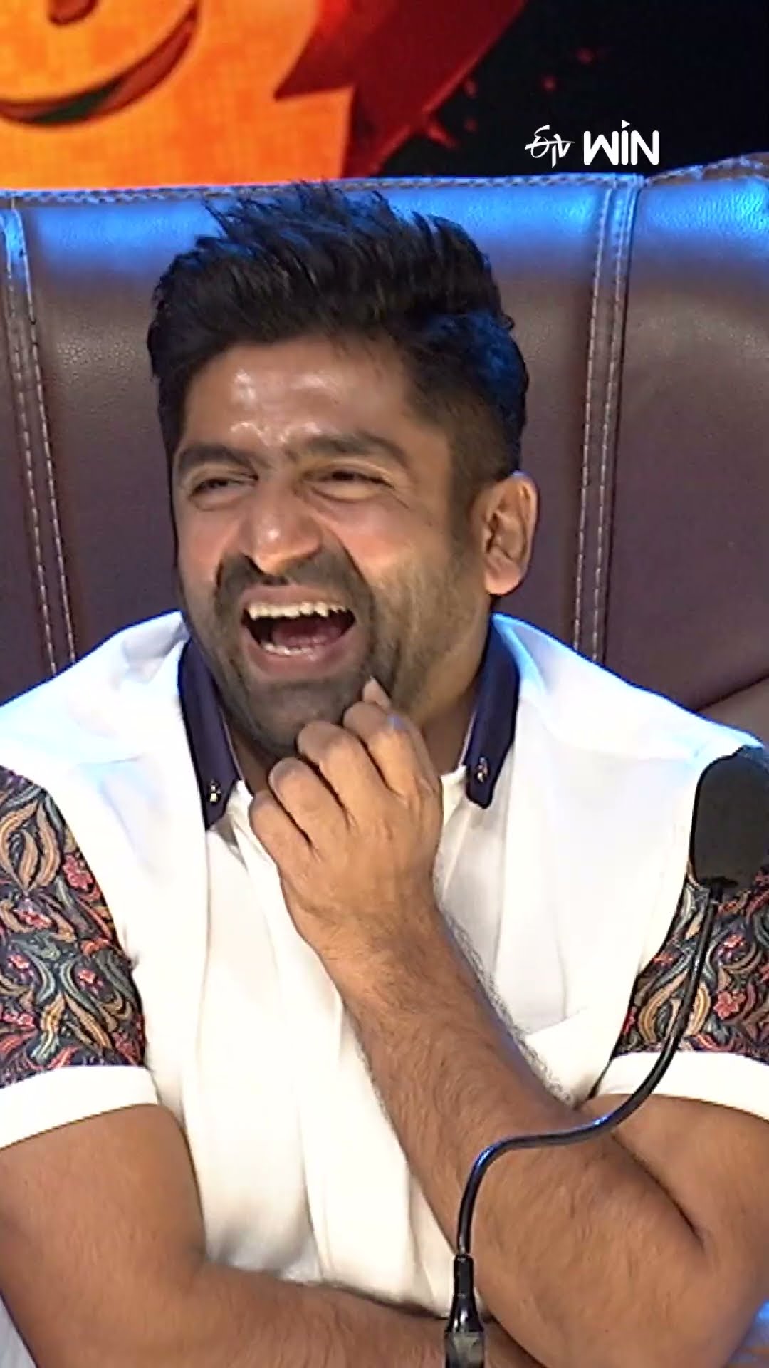 #shorts - సుధీర్ కి సైట్ కొడుతున్న రష్మీ..! #dhee #comedy #sudheer #rashmi
