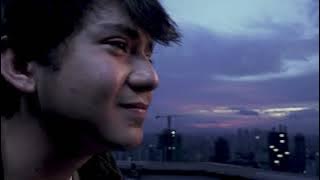 AKU DAN KAU (Official Video Lyric Timurrr Project Ft. Emil Bias)