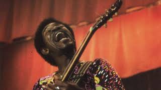 Video thumbnail of "LUTHER ALLISON    - SWEET HOME CHICAGO (LIVE)"