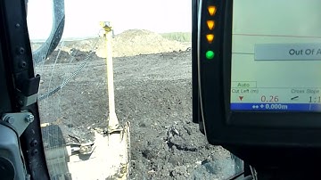 Trimble GCS900 - Using Lane Mode to Grade Top of Stockpile