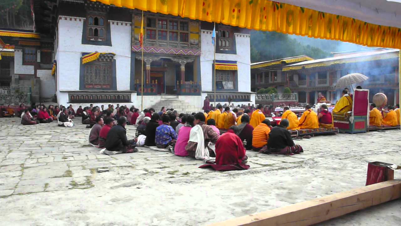 lhodrak kharchu monastery