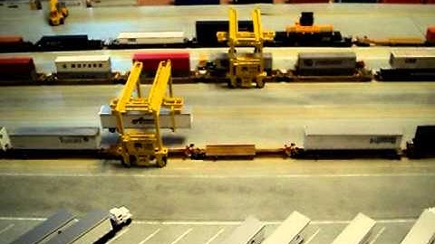 CSX Intermodal N scale 001