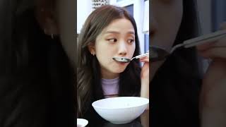 Jisoo Yemek Fancam