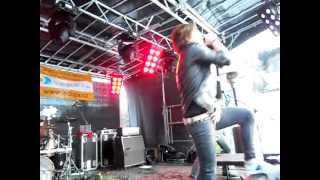 The Paranoid - Dva svety