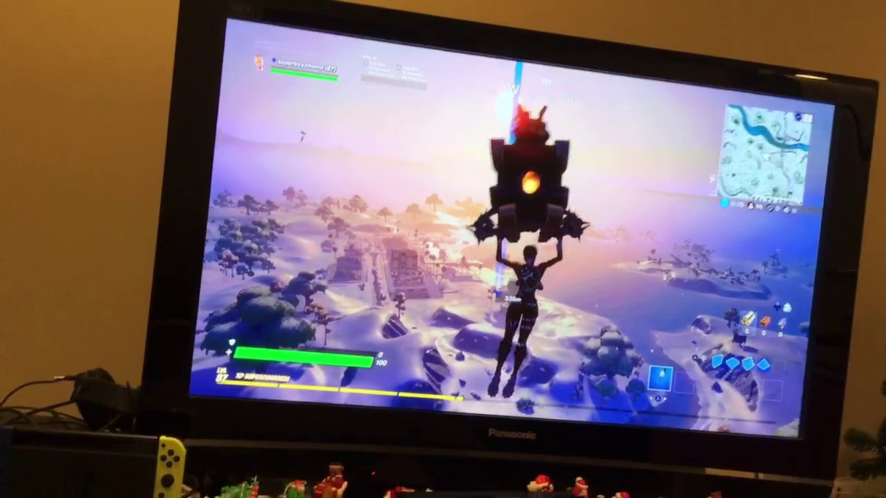 Light the frozen fireworks (Fortnite winterfest challenges) (reward: New year 2020 glider)