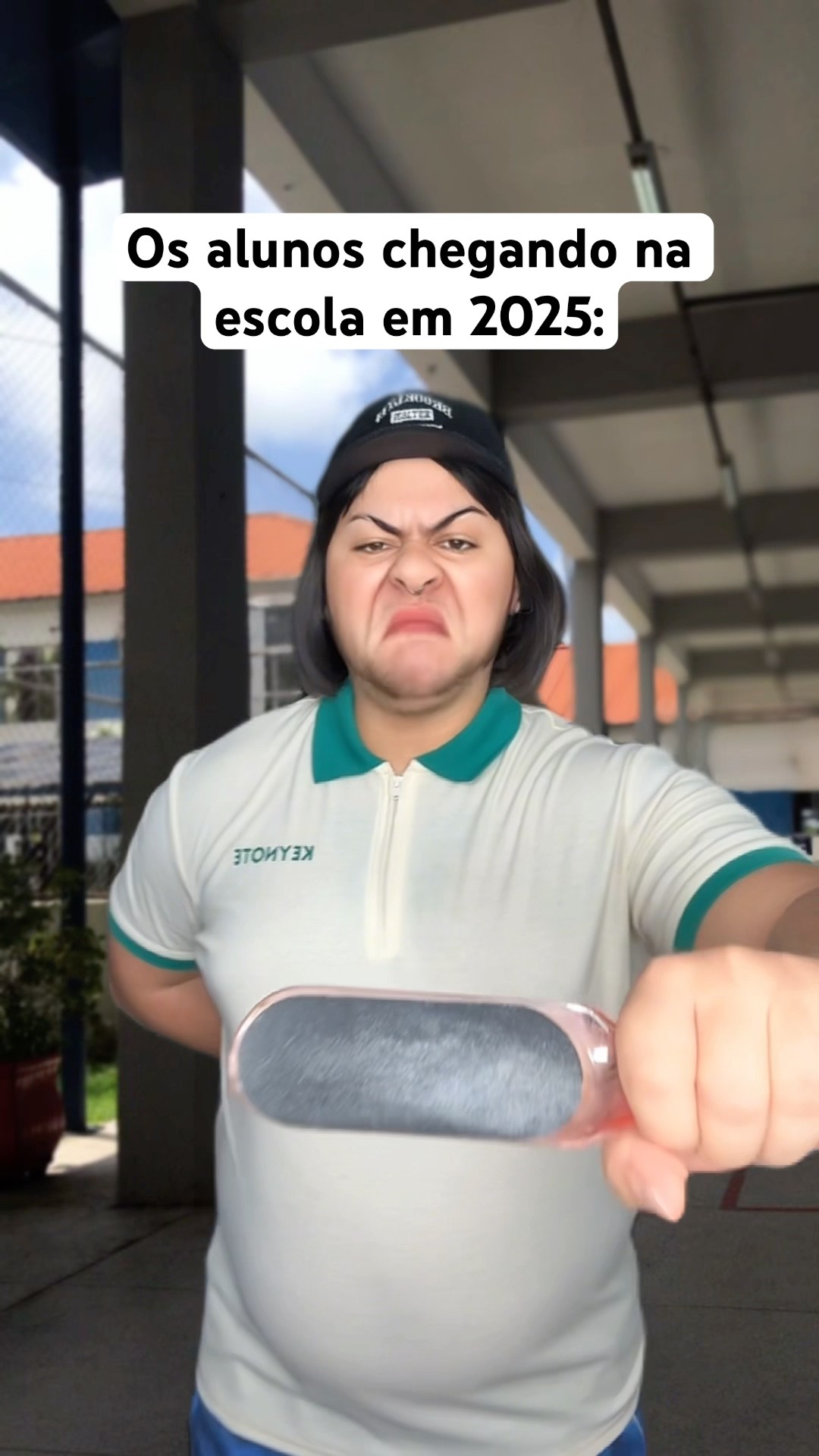 OS ALUNOS CHEGANDO NA ESCOLA EM 2025