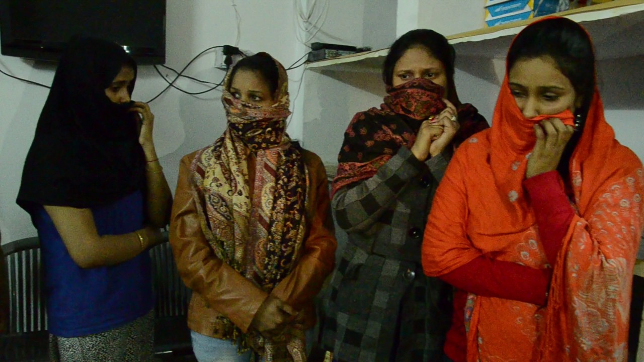 Sex racket busted 1 - YouTube