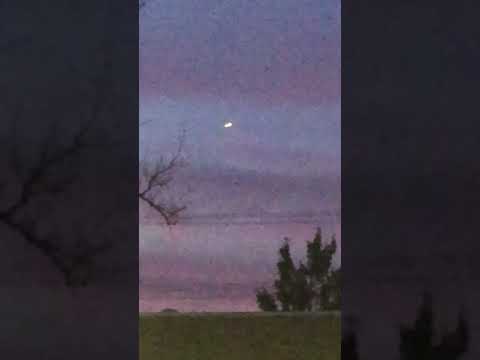 Video: UFO-forsker Fandt Mærkelige Lysdata Over Michigan - Alternativ Visning