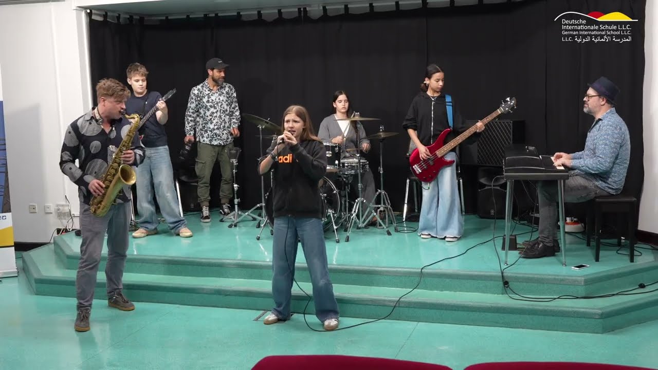 Jason Mraz: Feel Like Dancing - Matti Klein Soul Trio & DIS Doha School Band