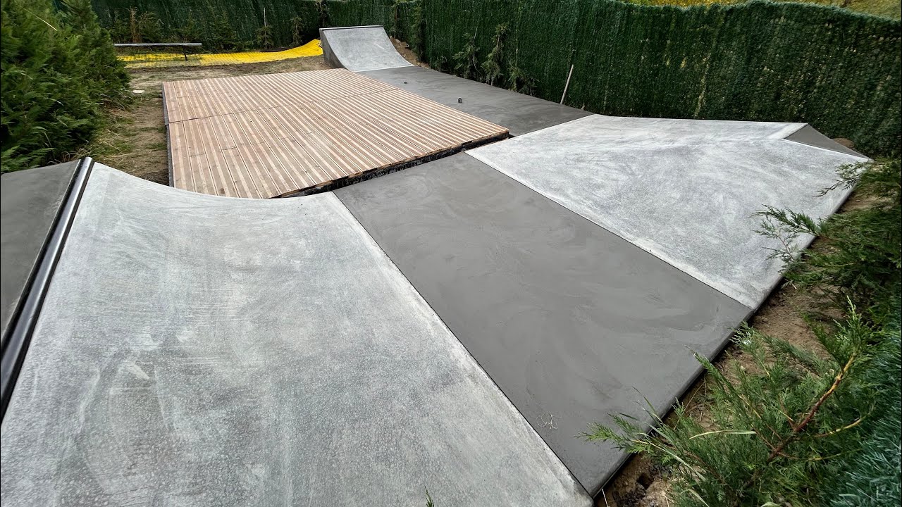 Pov backyard skatepark ( vulcano skateparks )