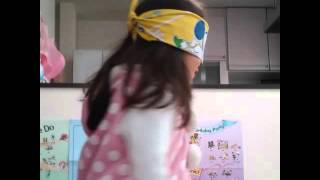 みゆ3歳2ヶ月♪Pin the Tail on Pluto! TAKE3 もしかして？！