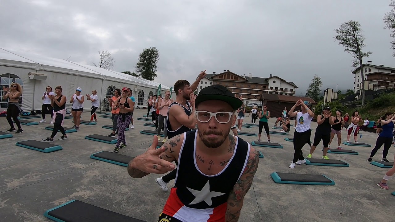 @sashaoshkin & Sergey Oleynikov 