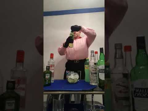 Vídeo: Relaxe Com Estes 5 Coquetéis De Vodka Com Pepino Assassino