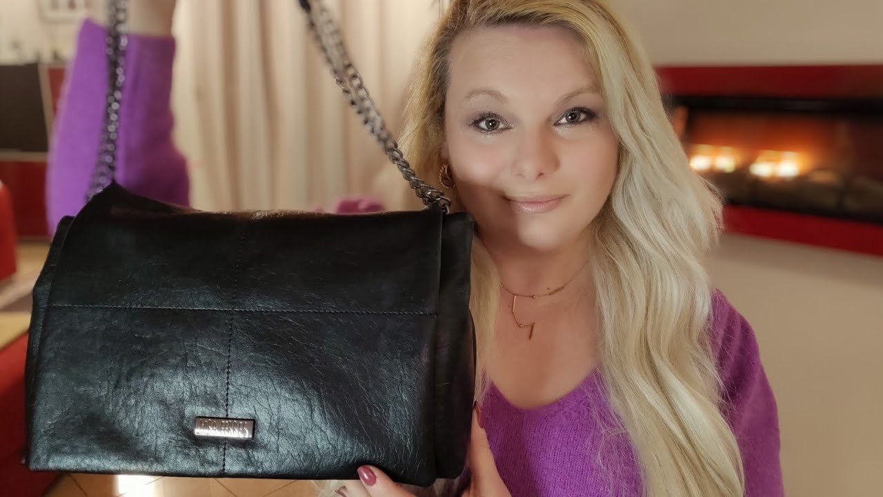 Что у меня в сумке? ASMR, тихий голос 👛
