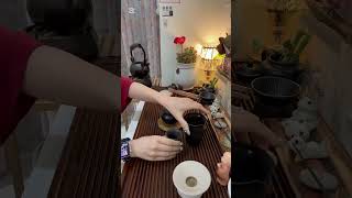오늘도 다도 찻자리🫖🍃 홍차 정산소종• 정가로이 다관 숙우 찻잔 세트• 청욱요 거름망(멍멍이 주의)🐶 #asmr #다도 #tea #홍차 #찻자리 #차다도 #다관 # 차도구