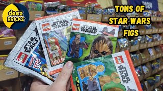 Giant Lego Star Wars order 25 special mini builds!