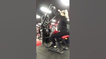 Lat pull down machine - pin loaded