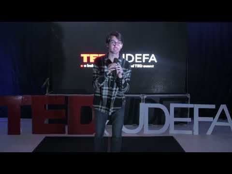 Nos encanta solucionar problemas | Íker Pérez | TEDxUDEFA