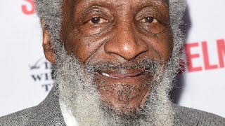 Activist, comedian Dick Gregory dies at 84