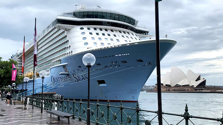 Royal Caribbean Ovation of the Seas Sydney, Australia Sail Away from the Overseas Passenger Terminal