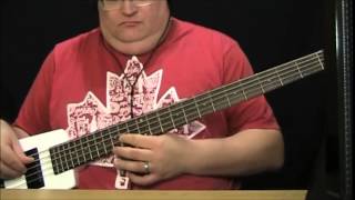 Video thumbnail of "Dire Straits Walk of Life Bass Cover"