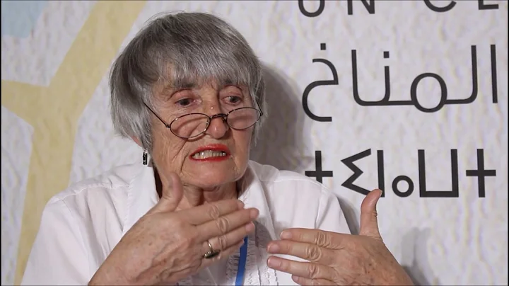 Elizabeth Woodworth, writer