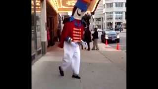 Dancing Nutcracker Train