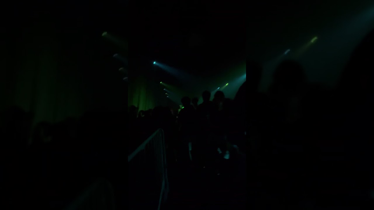 Waiting in Grave of Flesh line 