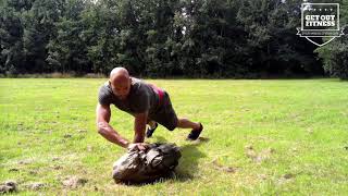 backpack plank reach side pass