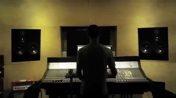 Thieves Colorchange EP: In Studio w/ Beau Burchell