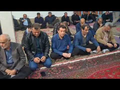 ملمحمد العگاری ابیات نعی حزین فی وفات الاب الخلفیه
