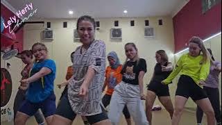 DJ DUM DEE DUM - TIKTOK VIRAL | CHOREO | SENAM KREASI | WORKOUT | LELY HERLY