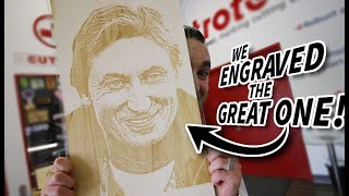 Photo Engraving On Plywood Of Wayne Gretzky - Photobombing With Wayne