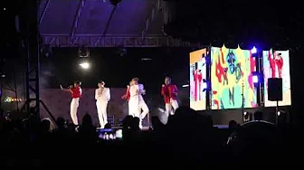 VXON at ARANETA City