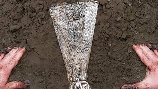 I Cleaned The DIRTIEST Europa League Trophy!