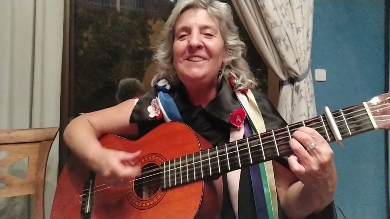 Las cintas de mi capa (guitarra)