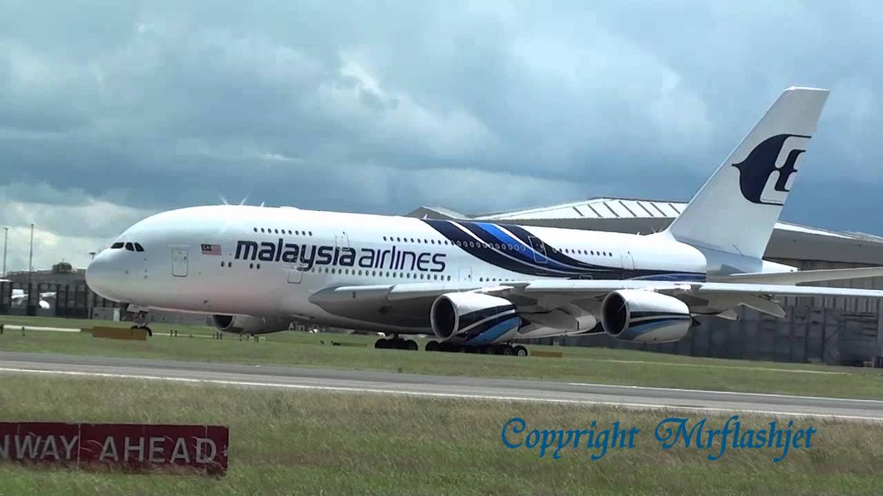 Malaysia Airlines A380 vs 747 Queen Of The Skies HEATHROW FLIGHT