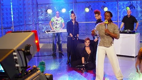 Lambda Hold on tight live @ VIVA interaktiv 2003