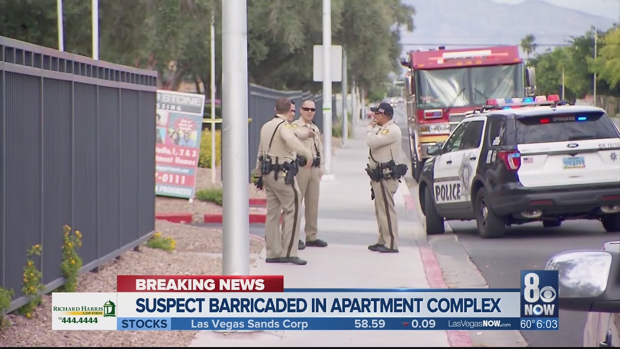 Police investigate barricaded suspect in west Las Vegas - YouTube