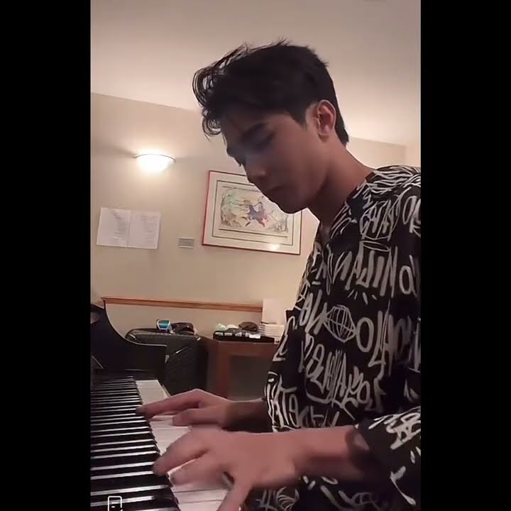 SB19 JOSH Playing Piano [Tiktok Live 082023] 😭🤍 #sb19 #ppop #pagtatagworldtour #tiktok #tiktoklive