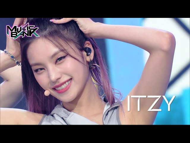 SNEAKERS - ITZY [Music Bank] | KBS WORLD TV 220722 class=