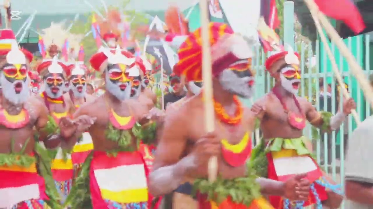 Mt Hagen Cultural and traditional dressing and singing group 2025 Port Moresby Business College.