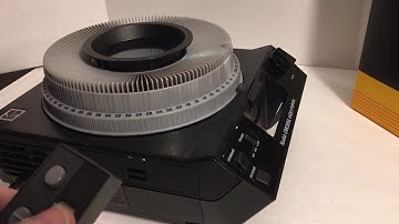 KODAK CAROUSEL 4400 SLIDE PROJECTOR