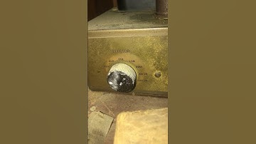 Input selector switch on Eico vacuum tube amplifier. Tuner, Aux, RIAA