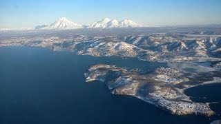 [video 4k] вид на домашние вулканы и Петропавловск-Камчатский (22.12.2017)