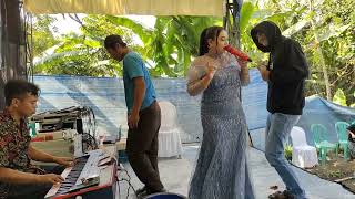 Perahu Layar Cover Adelia Berlian