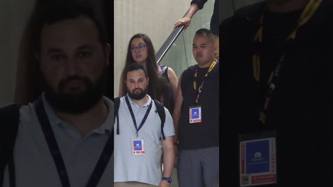 The AWKWARD Escalator Fart Prank 💀💨