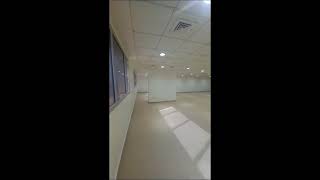 188sqm office space on the first floor of a glass office complex. Location: Utako.
