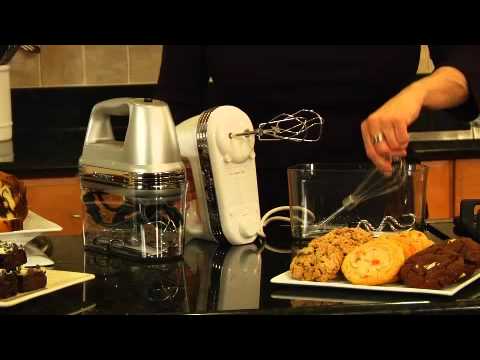 Cuisinart - Power Advantage Plus 9 Speed Hand Mixer - Brushed Chrome